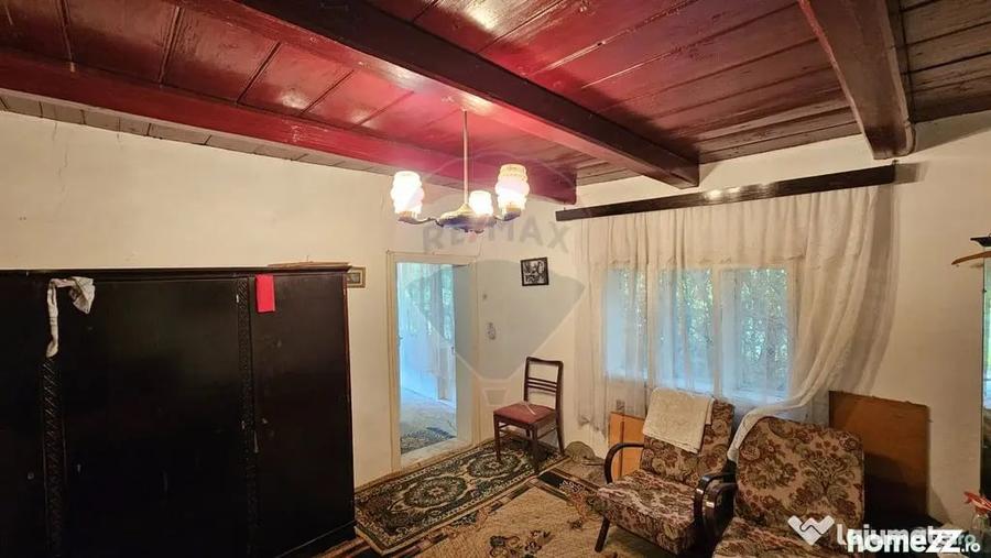 Casă cu 2 camere cu Teren 9200 Mp în Pădureni (Șendriceni)
