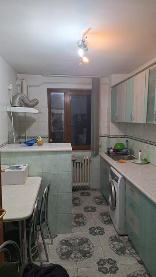 Apartament cu 4 camere semidecomandat în City Park Mall
