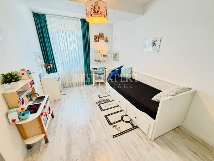 Apartament cu 3 camere decomandat, mobilat în Theodor Pallady