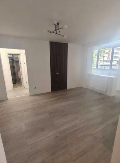 Apartament cu 2 camere semidecomandat în Iancului