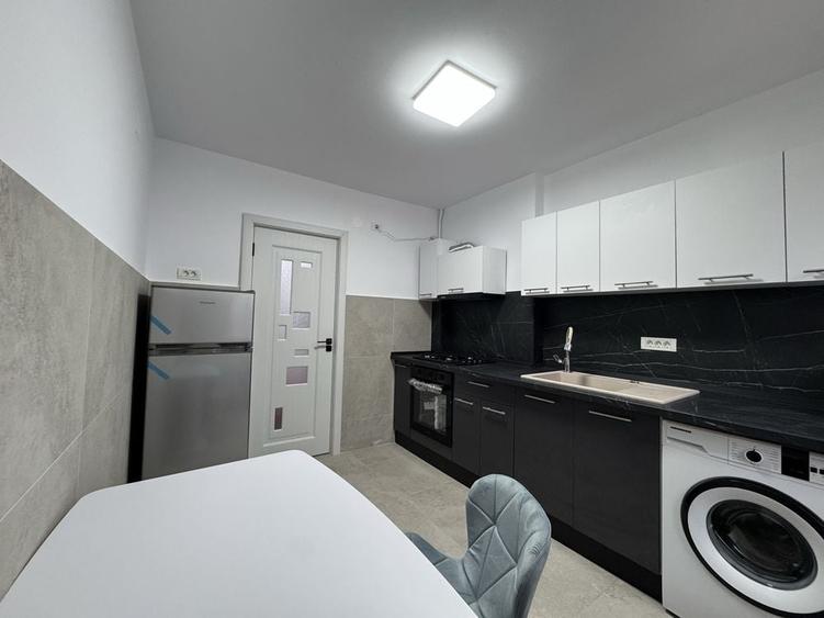 Apartament cu 2 camere semidecomandat în Cina