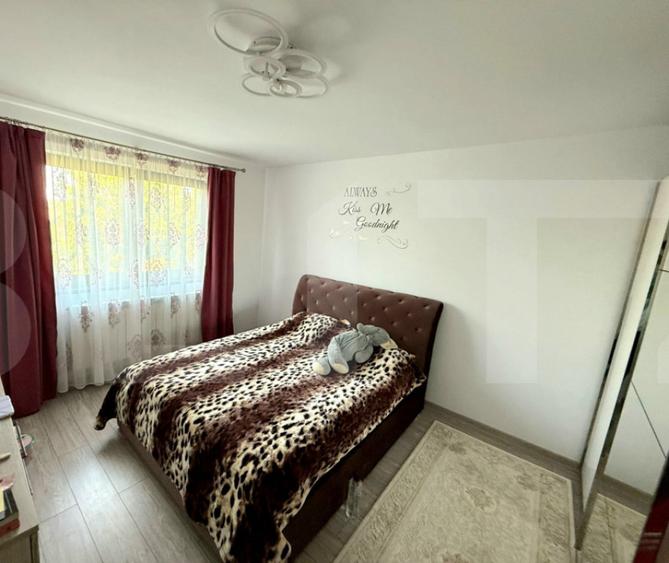 Casă cu 5 camere cu Teren 2133 Mp în Central