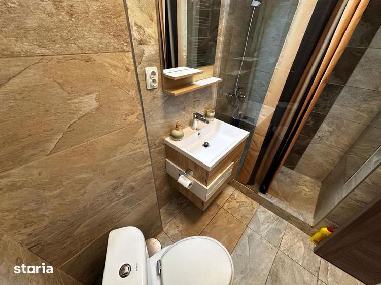 Apartament cu 2 camere, mobilat în Regie