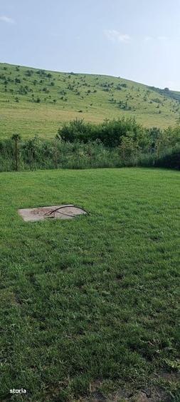 Casă cu 4 camere în Pata