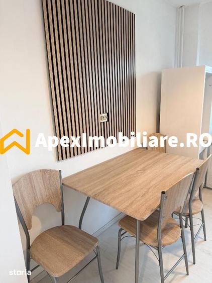 Apartament cu 2 camere semidecomandat în 13 Septembrie