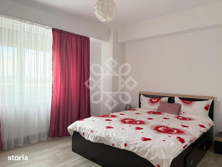 Apartament cu 3 camere decomandat în Ciupercenii Noi