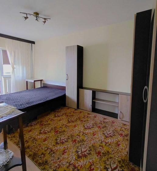 Apartament cu 2 camere decomandat în Astra