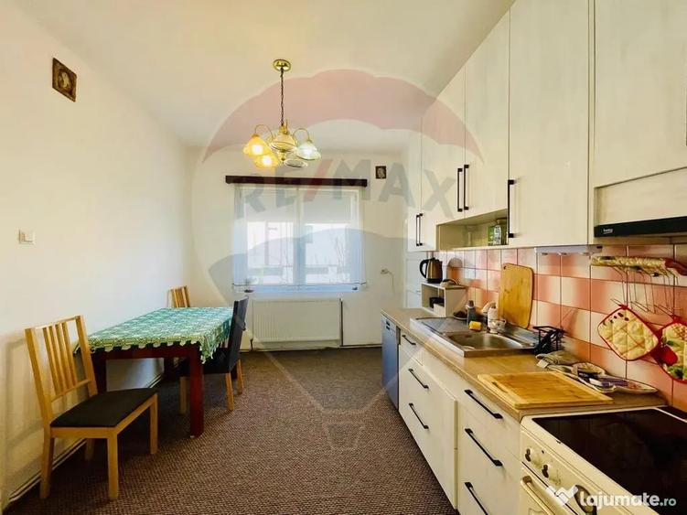 Casă cu 2 camere cu Teren 110 Mp în Lazaret