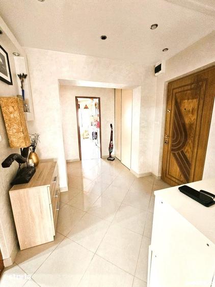 Apartament cu 3 camere în E3