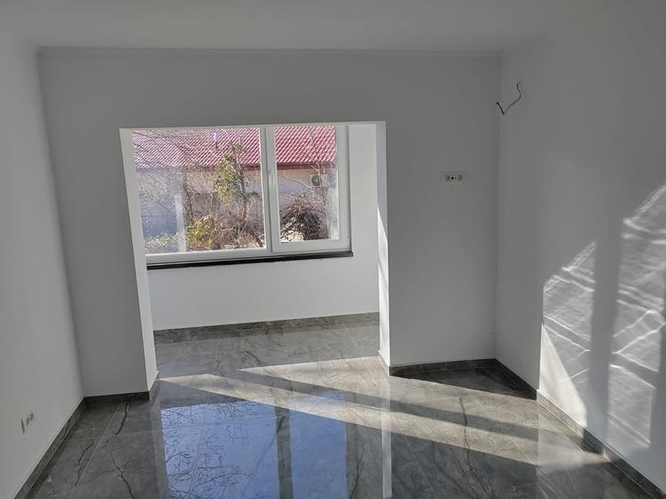 Apartament semidecomandat în Central
