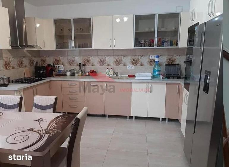 Casă cu 5 camere cu Teren 500 Mp în Unirea