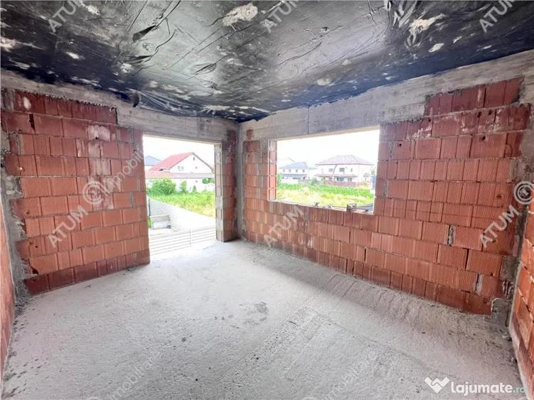 Casă cu 4 camere cu Teren 230 Mp în Vasile Aaron