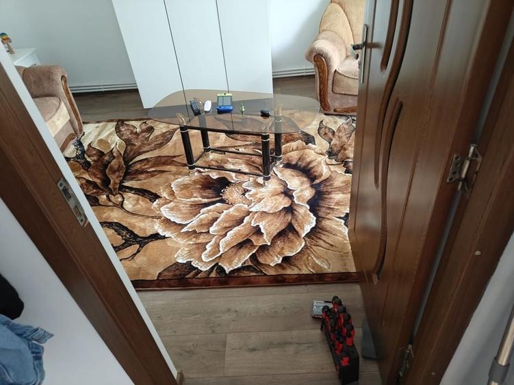Garsonieră decomandată în Exterior Vest
