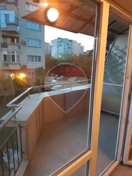 Apartament cu 2 camere semidecomandat în Canta