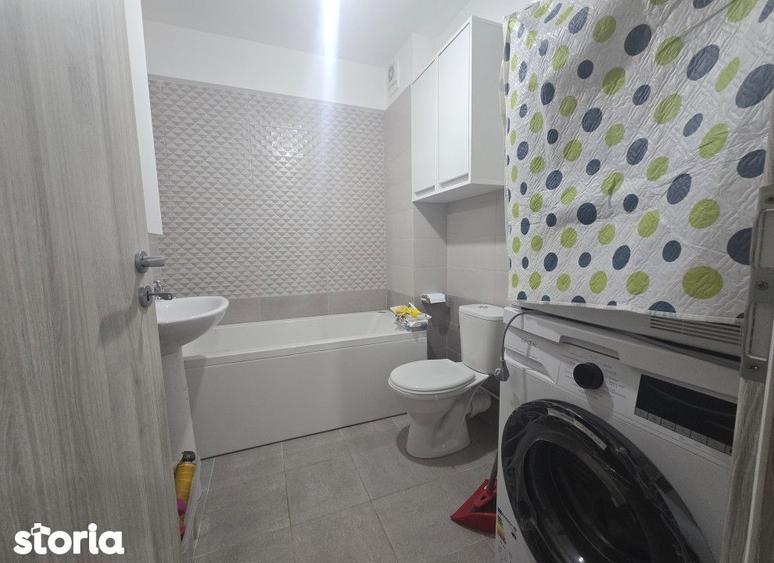 Garsonieră decomandată, mobilată în Bucium