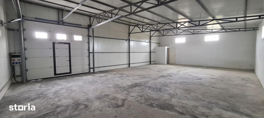 Spațiu comercial, de 100 mp, în Central