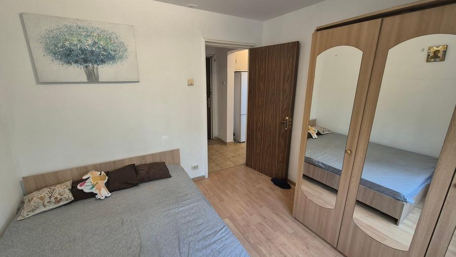 Apartament cu 2 camere decomandat în Lacul Tei