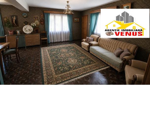 Casă cu 3 camere cu Teren 660 Mp în Central