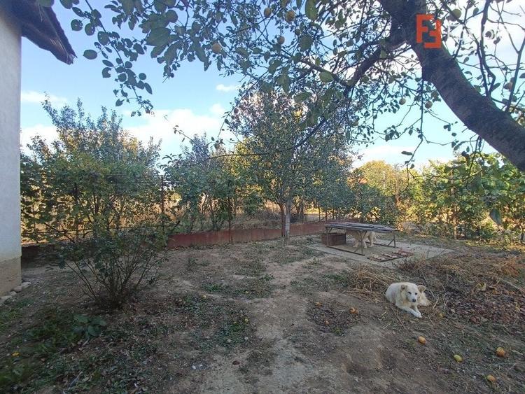 Casă individuală cu 4 camere cu Canalizare în Urseni