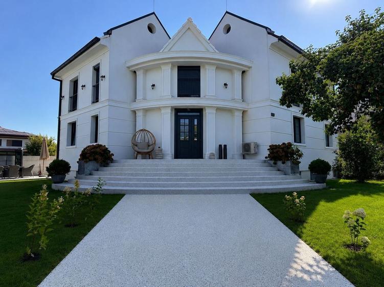 Casă individuală cu 6 camere cu Piscina în Dumbrăvița