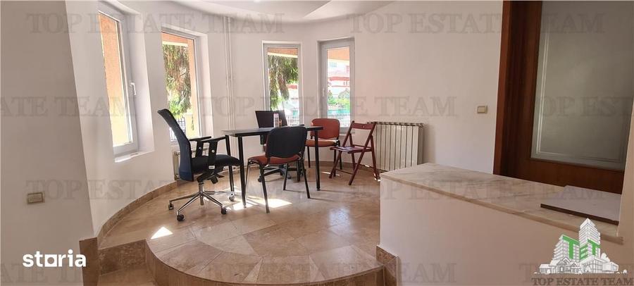 Casă cu 9 camere cu Teren 358 Mp în Grivița