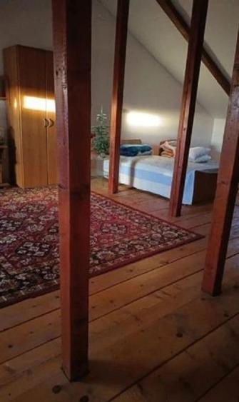 Casă individuală cu 4 camere cu Teren 390 Mp în Central