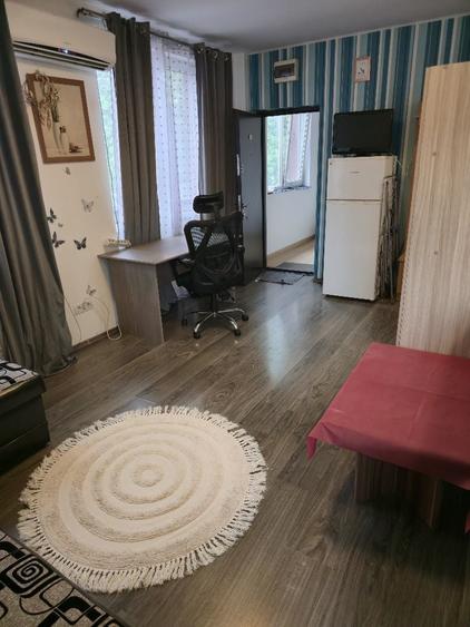 Apartament cu 2 camere în Militari