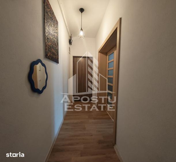 Apartament cu 2 camere decomandat în Dumbrăvița