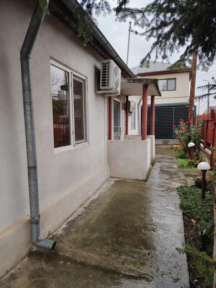 Casă cu 3 camere în Central