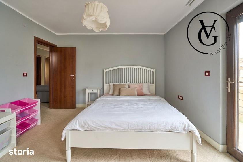 Casă cu 4 camere decomandat cu Teren 236 Mp în Central