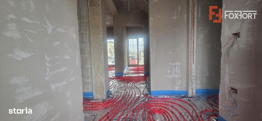Casă cu 4 camere cu Teren 365 Mp în Central
