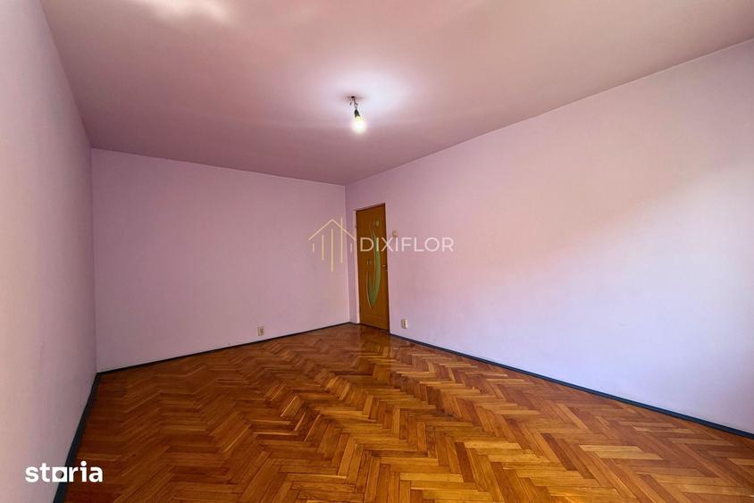 Apartament cu 3 camere în Tudor Vladimirescu