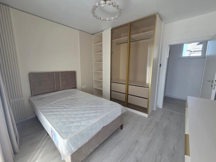 Casă individuală cu 4 camere cu Canalizare în Central