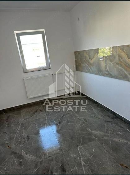 Apartament cu 2 camere semidecomandat în Girocului
