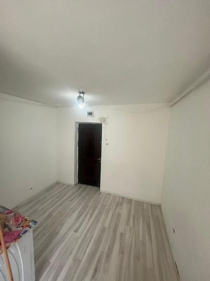 Garsonieră decomandată în Exterior Vest