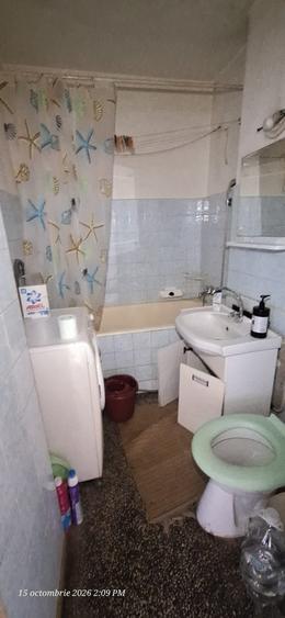 Apartament cu 2 camere semidecomandat în Câmpia Libertății