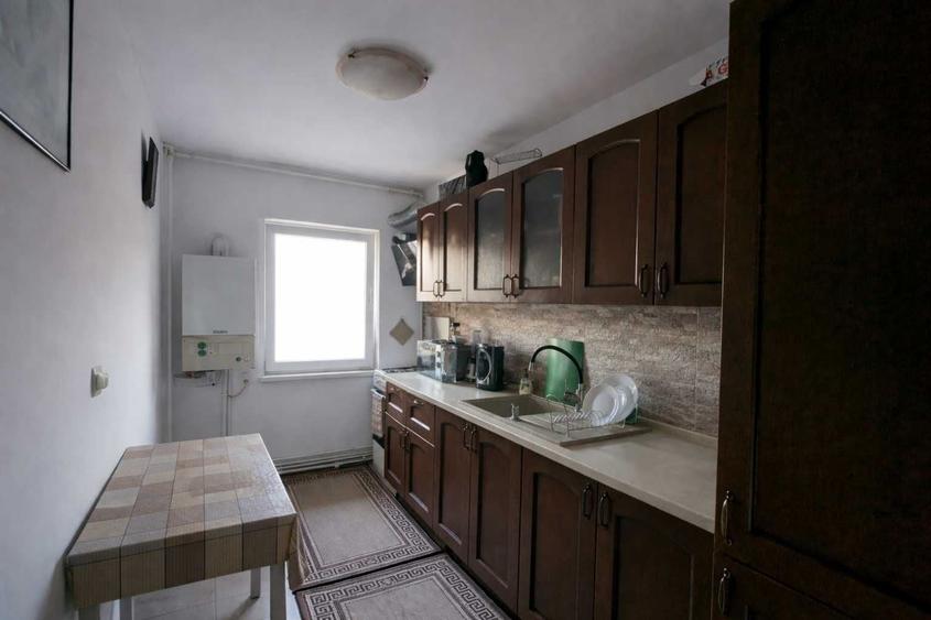 Apartament cu 2 camere decomandat în Răcădău
