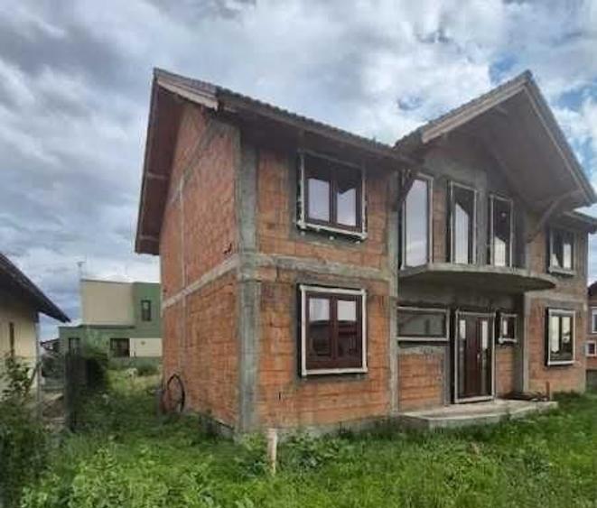 CASA INDIVIDUALA la rosu 1400mp teren - 3