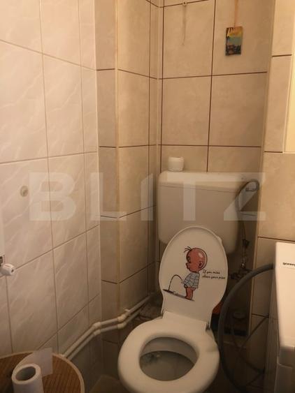 Apartament cu 2 camere nedecomandat, mobilat în Solidarității