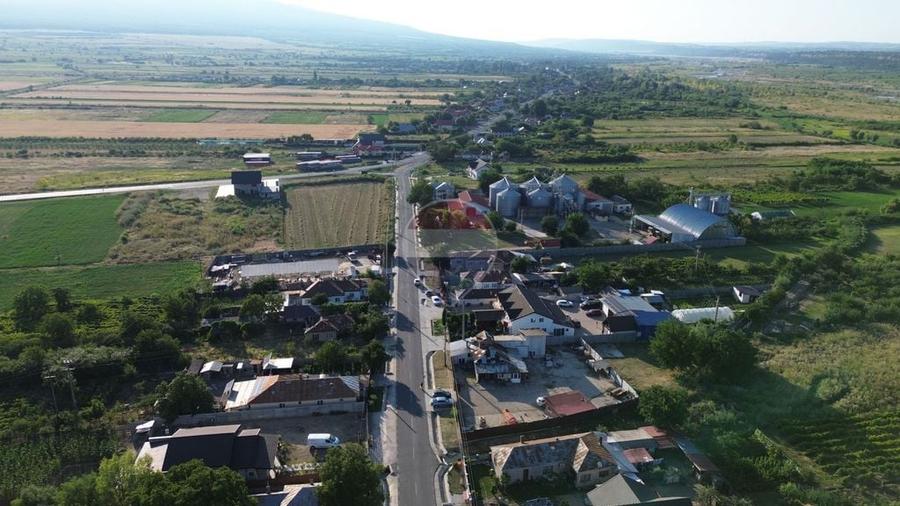 Spațiu comercial, de 200 mp, în Bolotești