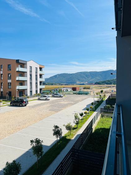 Apartament cu 2 camere decomandat în Cristian