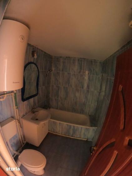 Oportunitate de Investitie: Apartament cu Doua Camere decomandat - 8