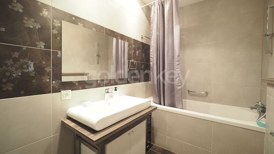 Apartament cu 4 camere decomandat, mobilat în Pipera