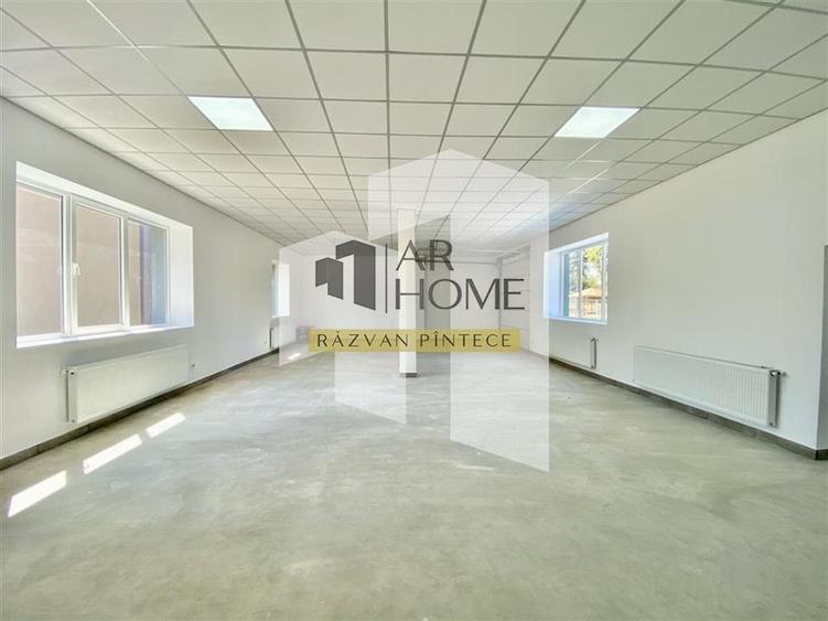 Spațiu industrial, de 280 mp, în Central