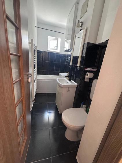 Apartament cu 3 camere semidecomandat în Iosefin