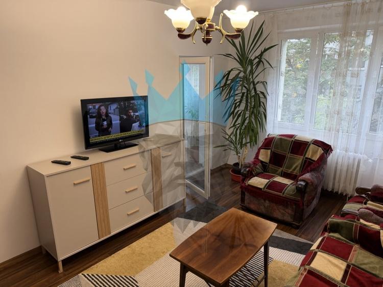 Apartament cu 2 camere decomandat, mobilat în Titan