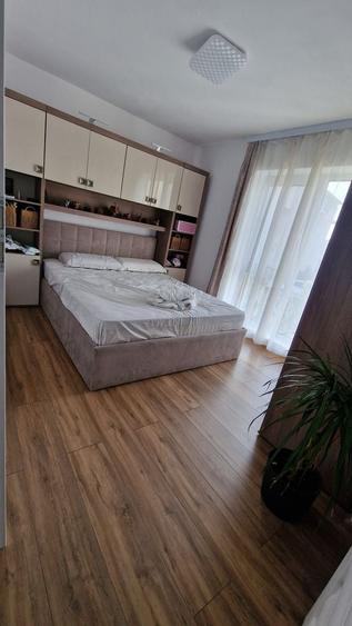 Casă individuală cu 4 camere cu Canalizare în Săcălaz