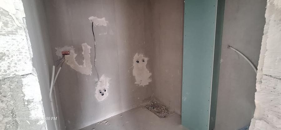 Apartament cu 3 camere decomandat în Metalurgiei