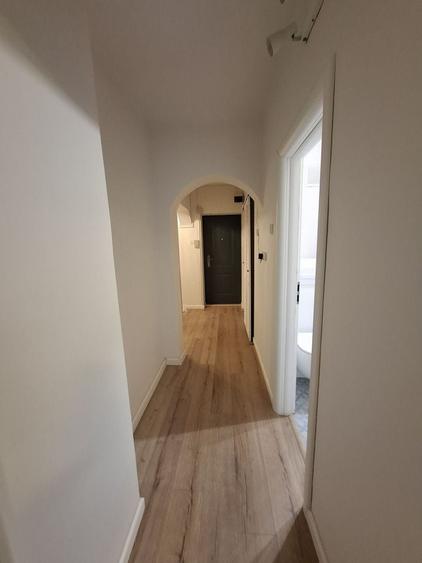 Apartament cu 2 camere decomandat, mobilat în Faleza Nord