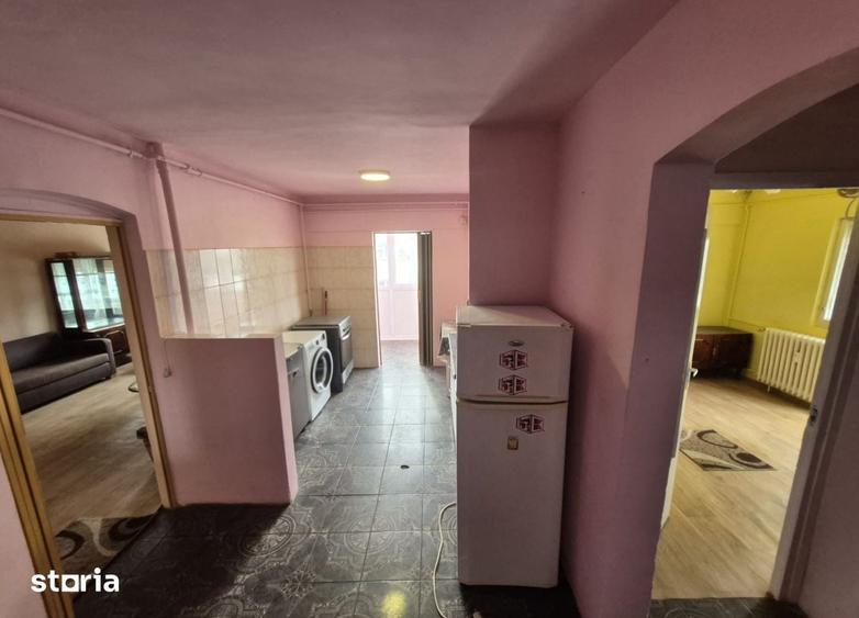 Apartament cu 2 camere decomandat în Central